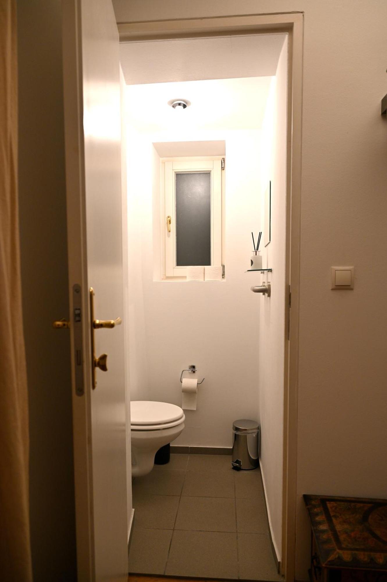 Garden Retreat Apartment