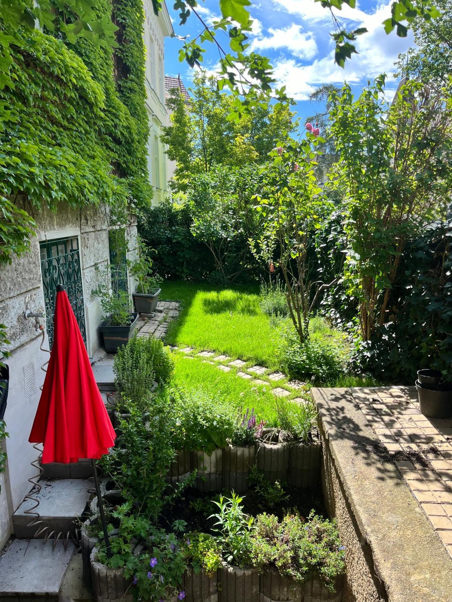 Garden Retreat Apartment *