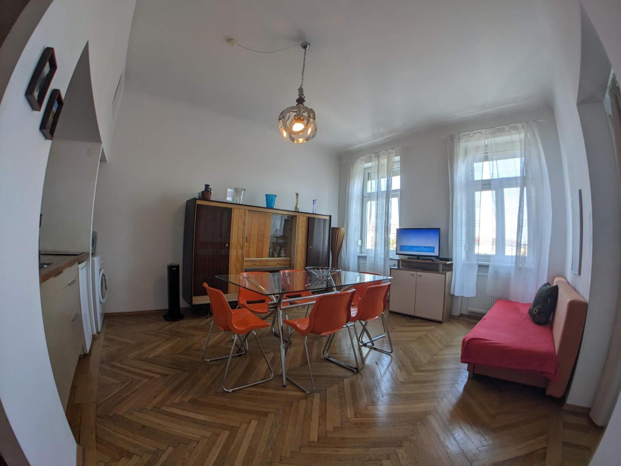 Aparthotel Maximillian 2*