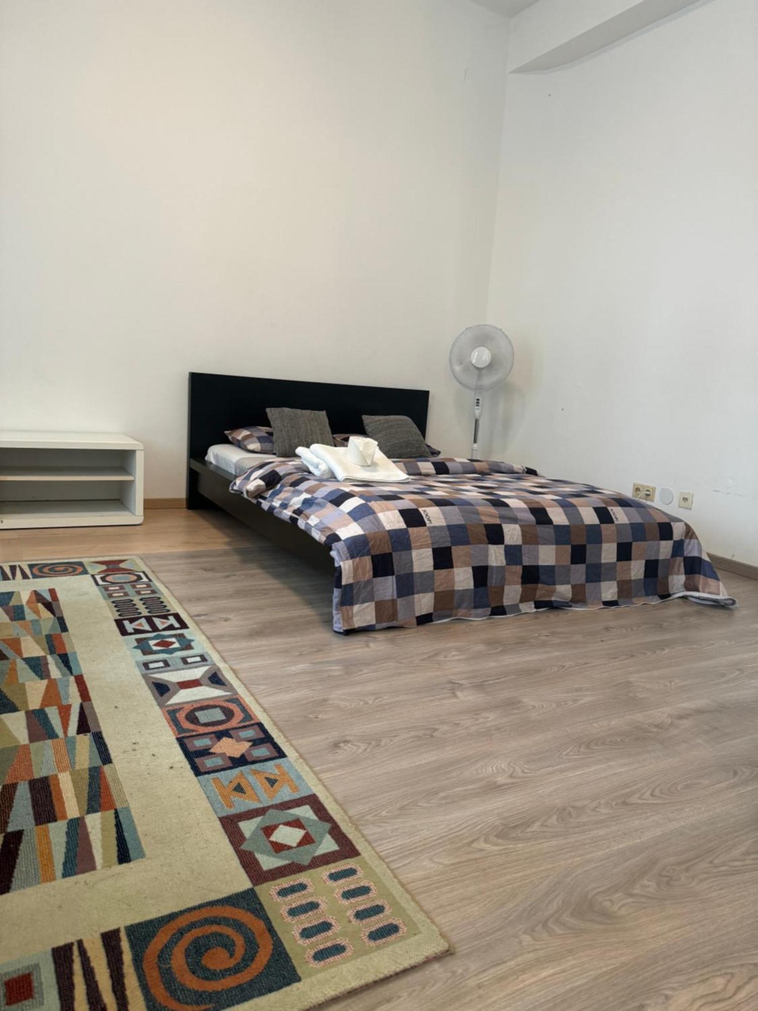 Ganze Klein 1100 Wien Appartamento