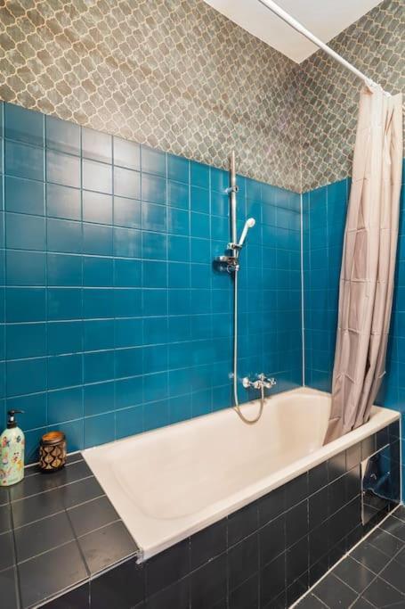 Anthrazit Oasis Near Center Shoppingstreet 3 * Wien