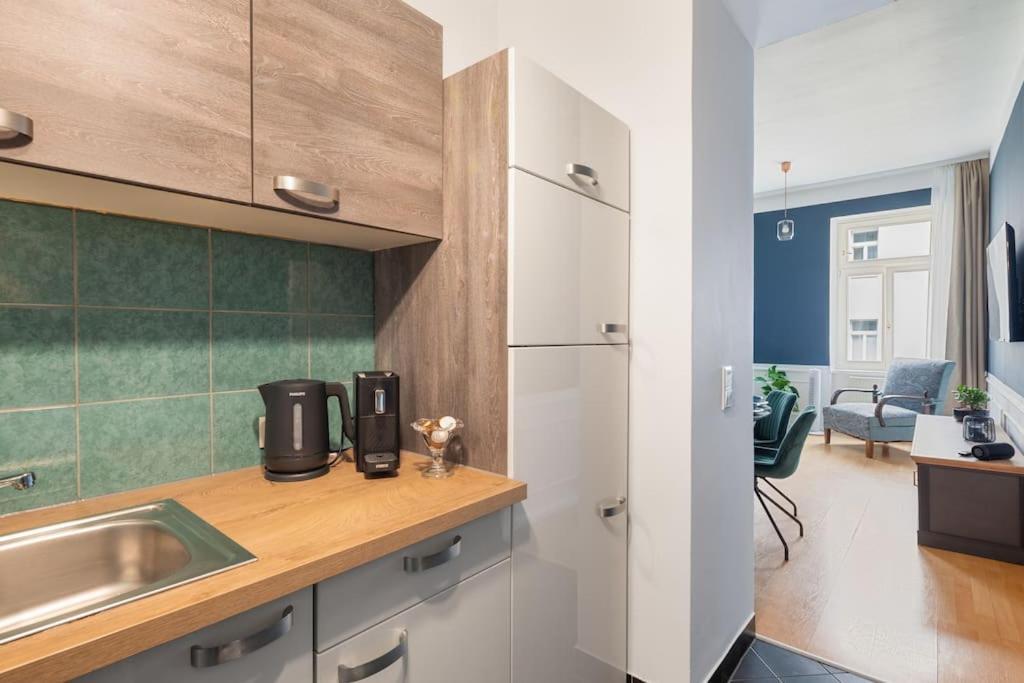 Apartment Anthrazit Oasis Near Center Shoppingstreet 3 Wien