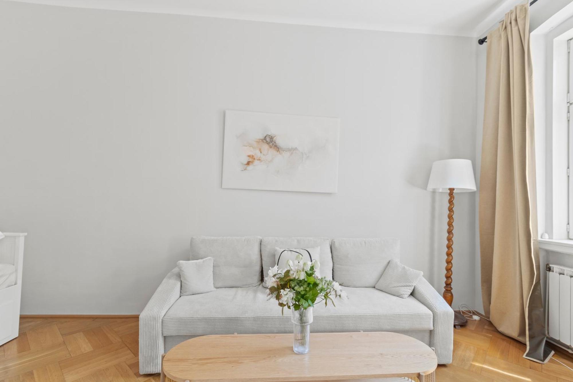 Chic - Near U3 Metro Apartment Vienna
