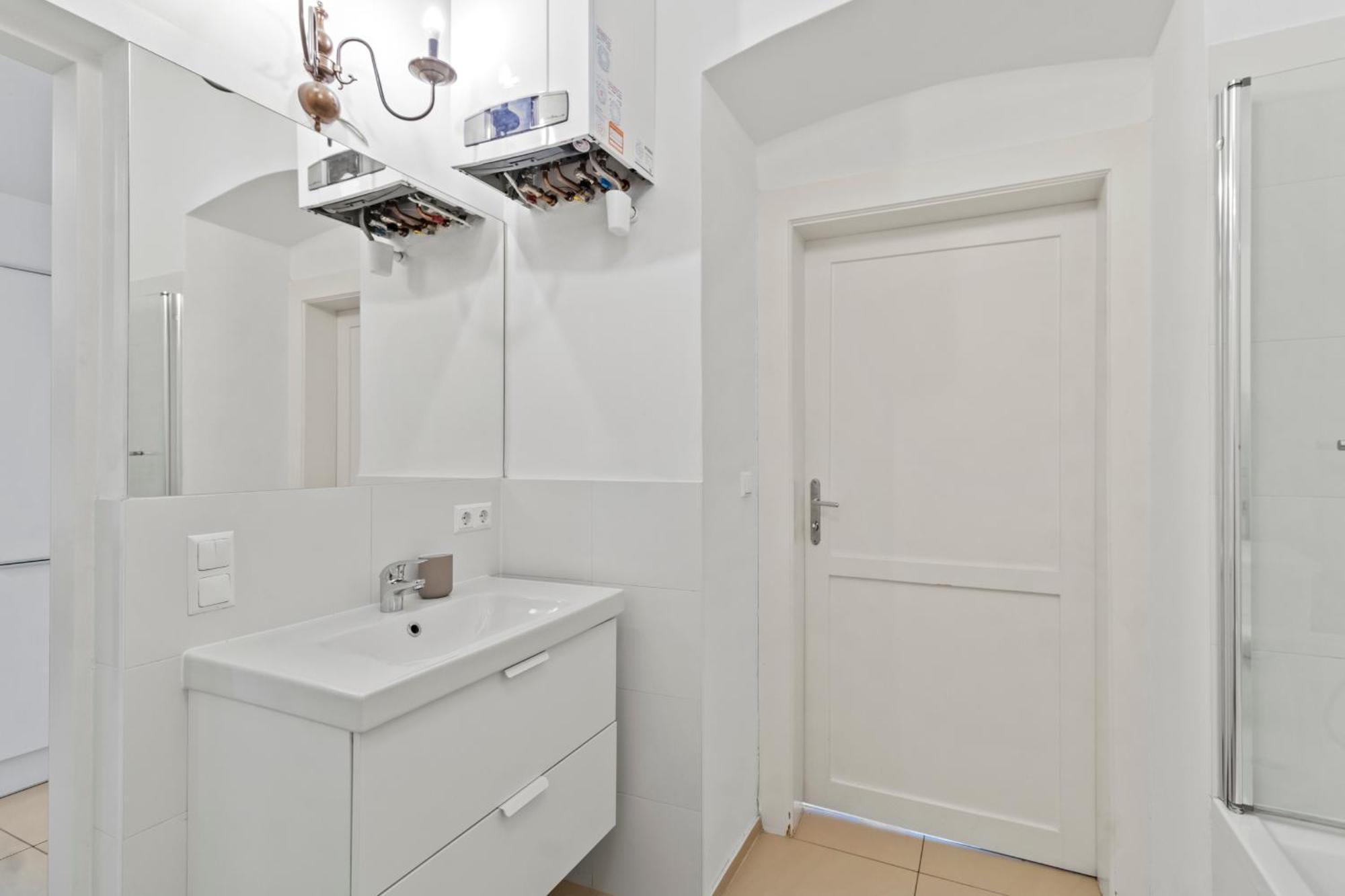 Apartment Chic - Near U3 Metro Vienna