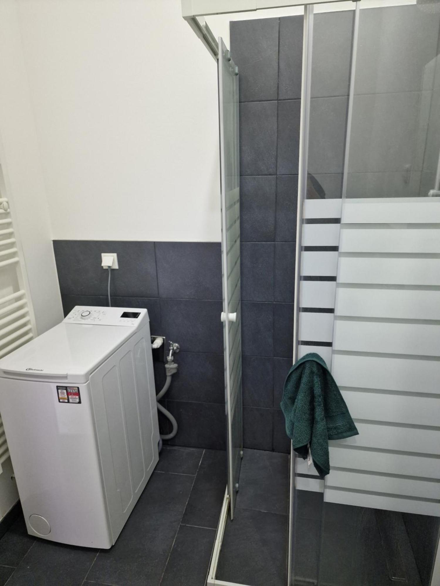 Vega - Favoriten * Vienna