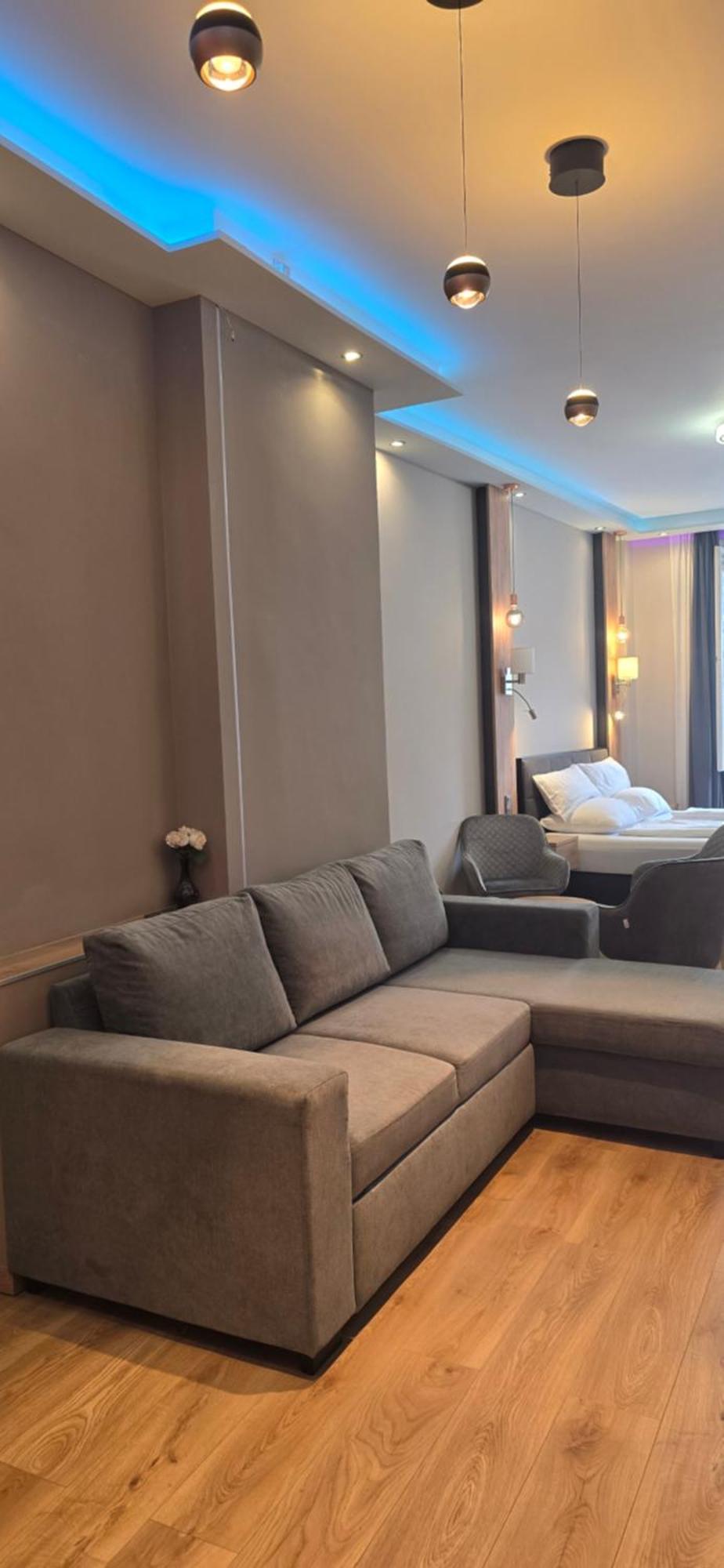 Apartment Elegance *