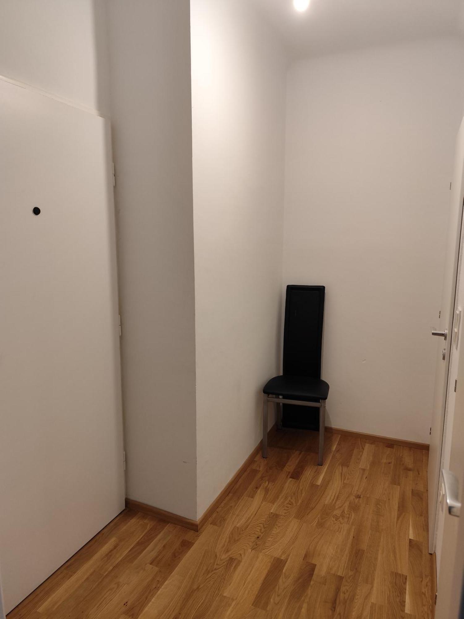 Private Whole * Vienna