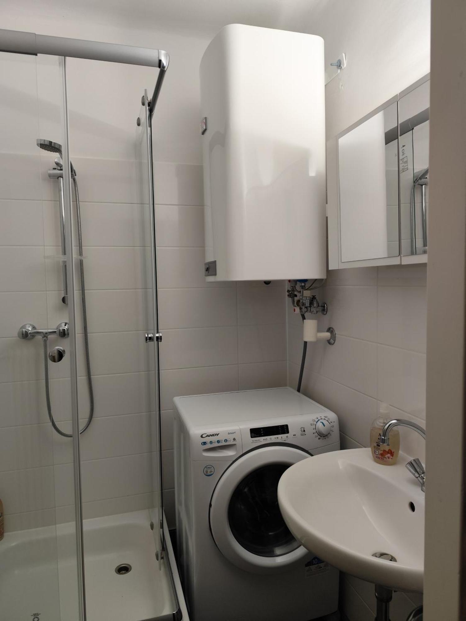 Private Whole Apartment *