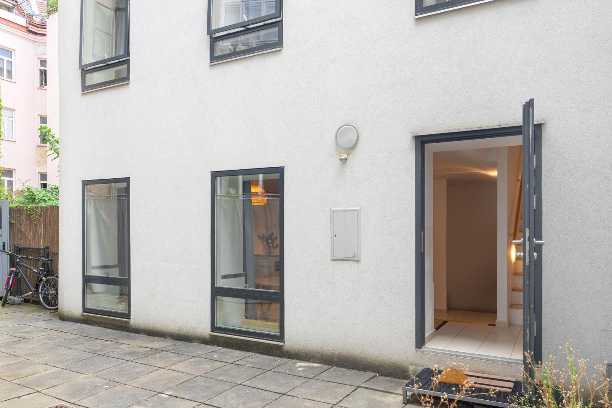 Gemuetliches, Ruhiges - 90m2 Mit Garten Und Terrasse
