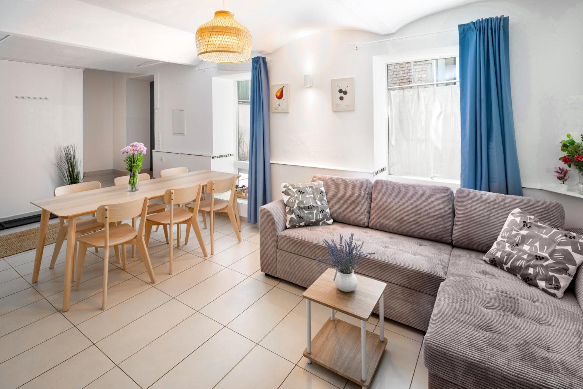 Gemuetliches, Ruhiges - 90m2 Mit Garten Und Terrasse * Wien