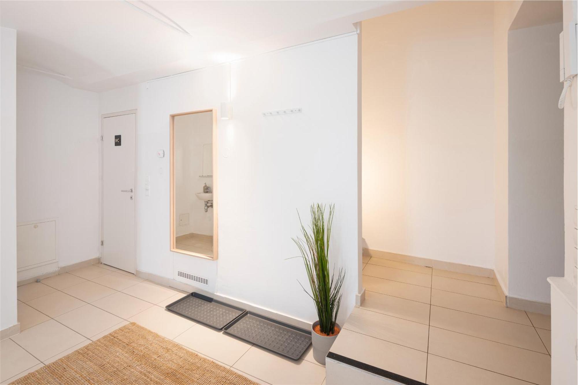Gemuetliches, Ruhiges - 90m2 Mit Garten Und Terrasse Wien