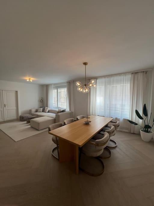Apartment Luxury Living First District *