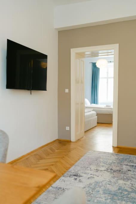 Homey 5 Min To Belvedere Vienna