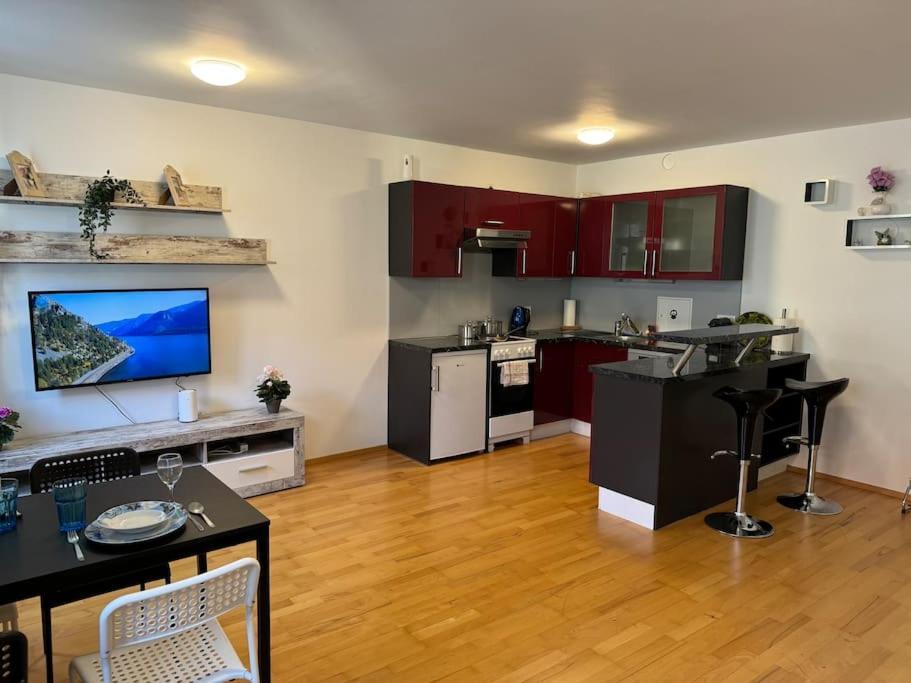 Apartment Fuer 3 Beim Westbahnhof *