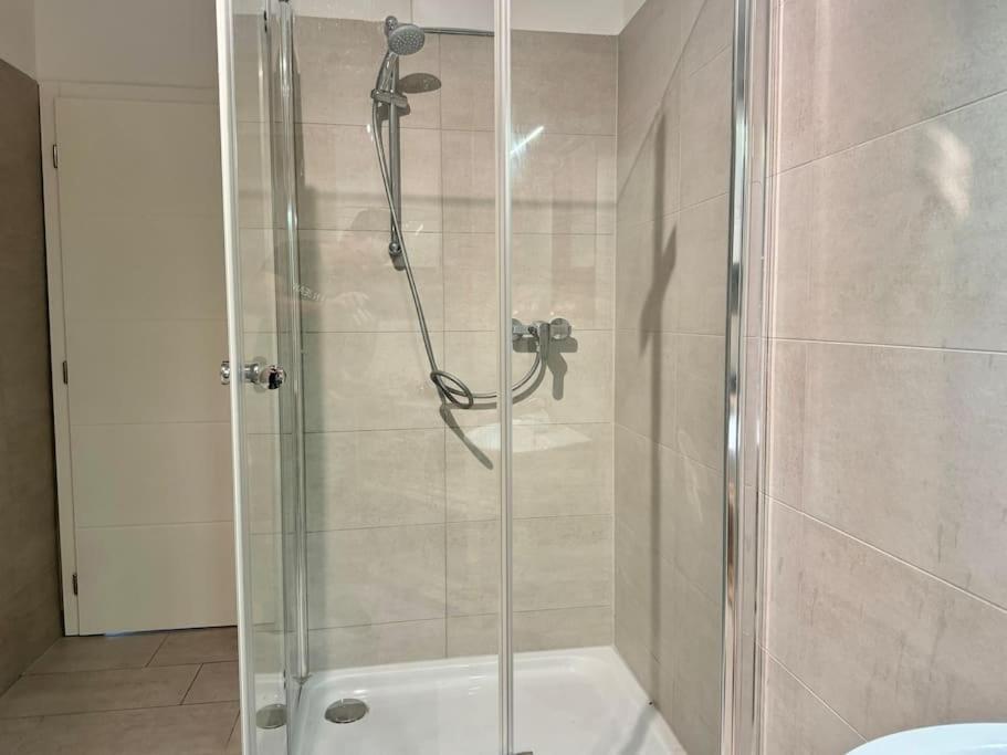 Modern Stylish & Spacious With Balcony * Wien