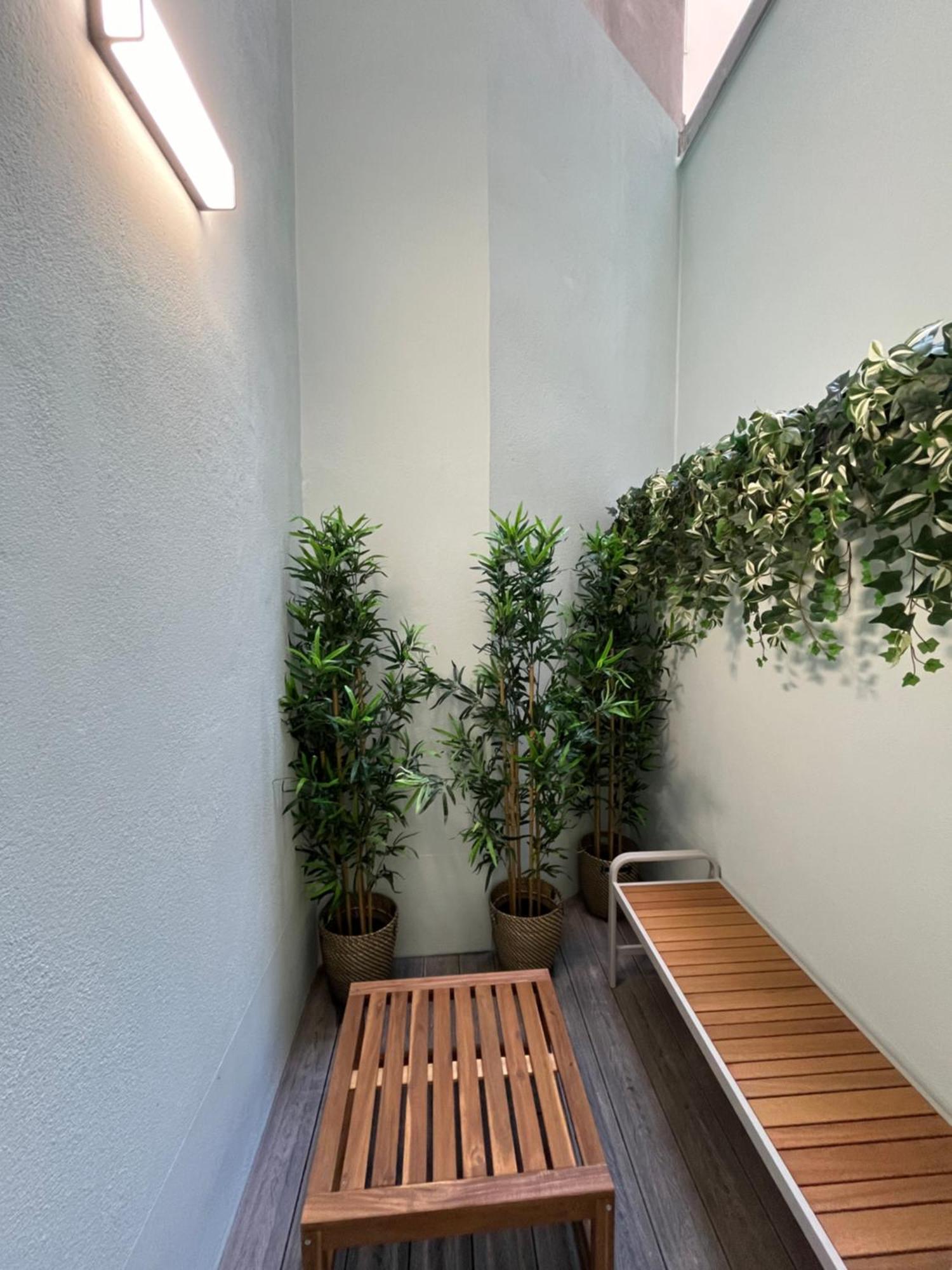 Street Living - Apartment *