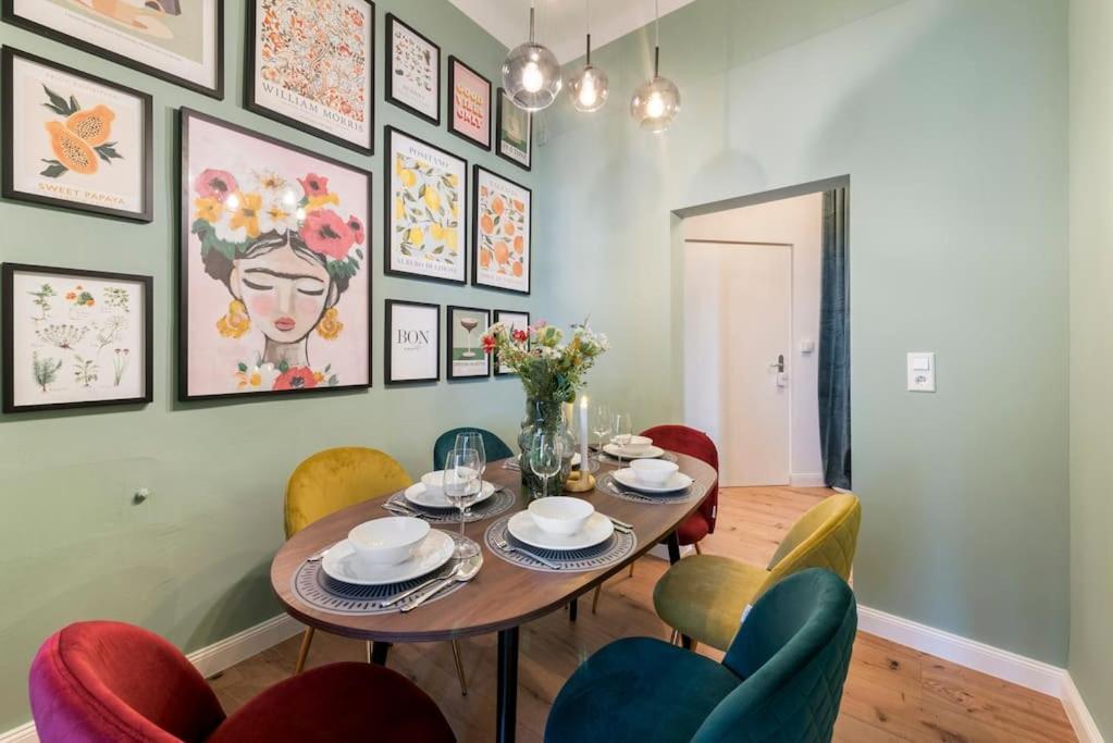 Spacious & Elegant 3 Bedroom Apartamento Viena