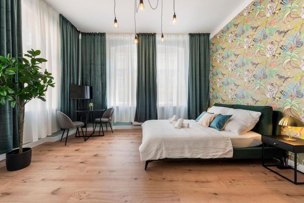 Spacious & Elegant 3 Bedroom Apartamento Viena