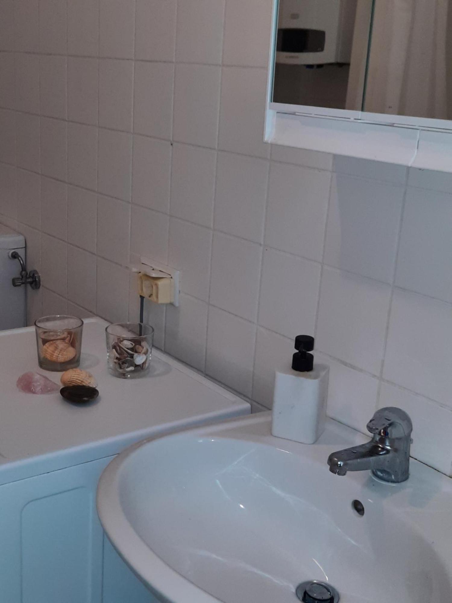 Apartment Romantic-1 Bedroom *