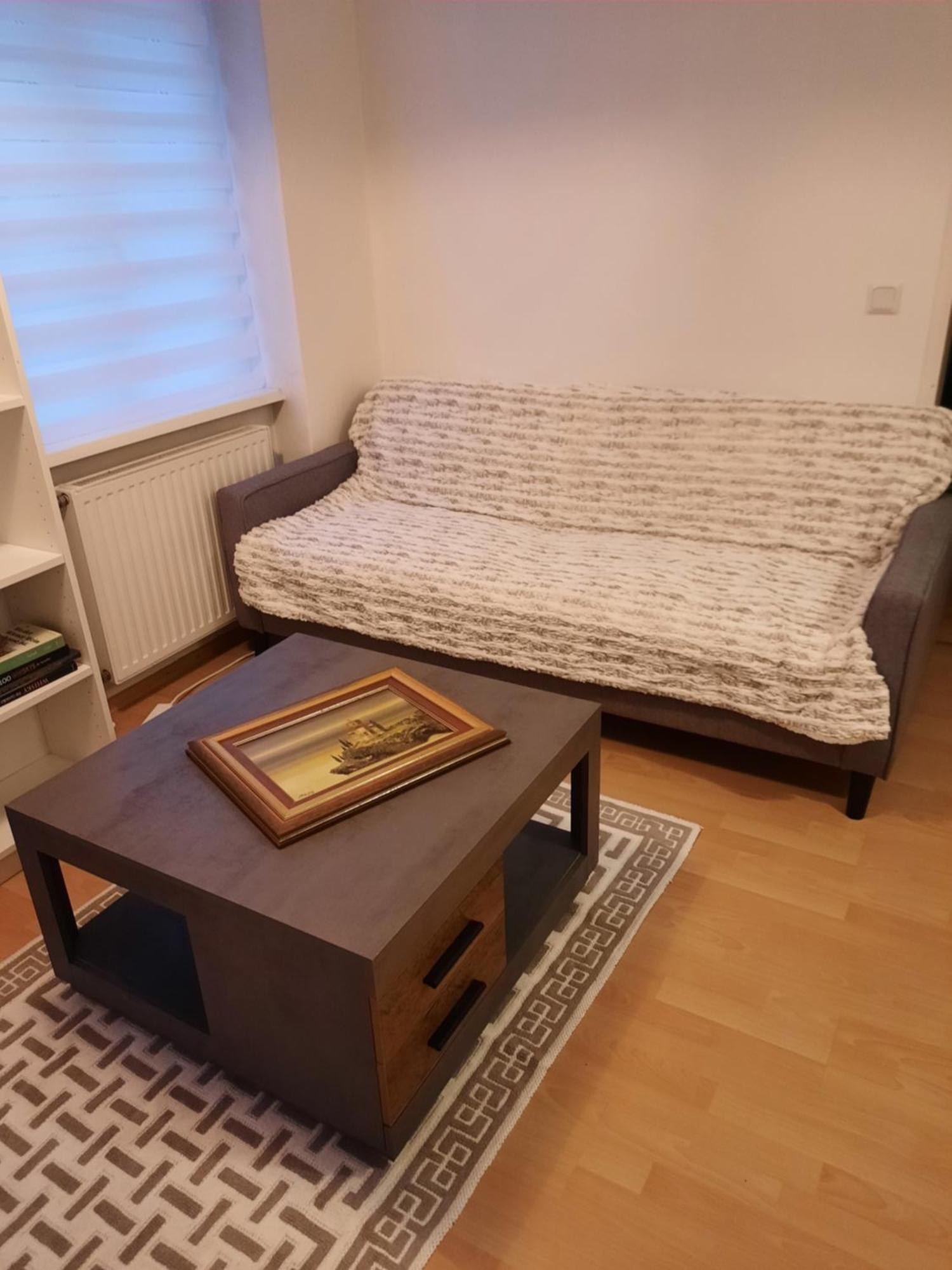 Apartment Romantic-1 Bedroom *