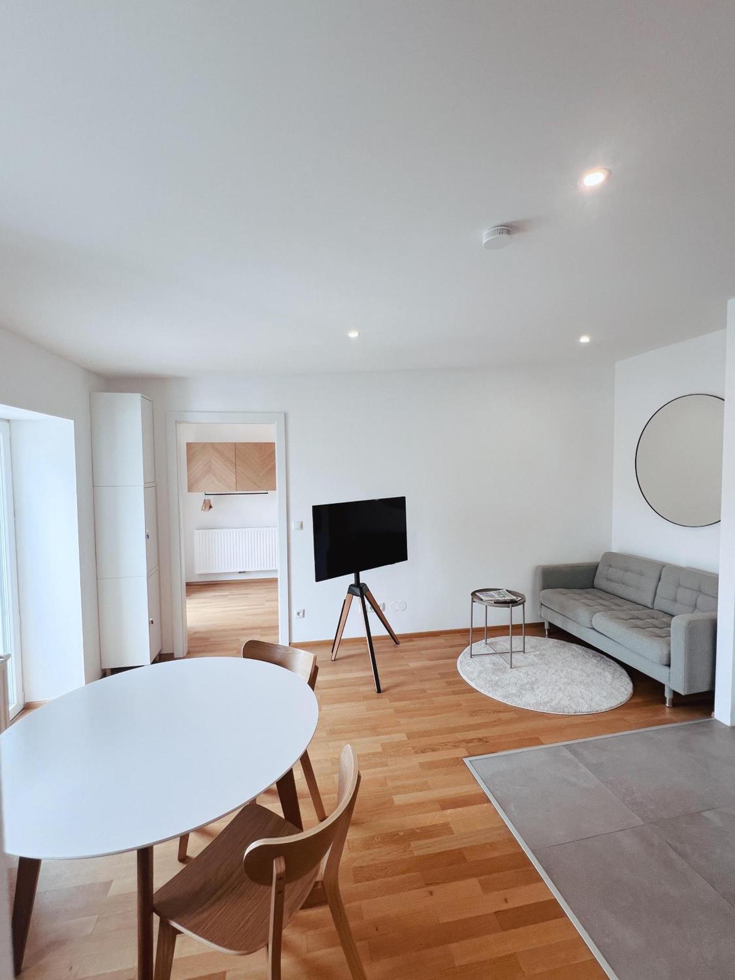 Brunnenmarkt Balcony Apartment Wien