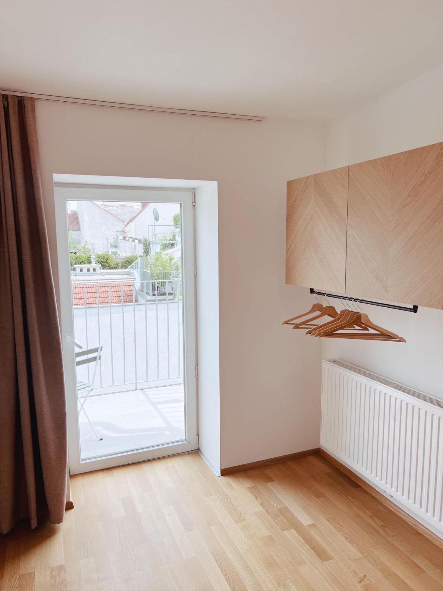 Brunnenmarkt Balcony Apartment *