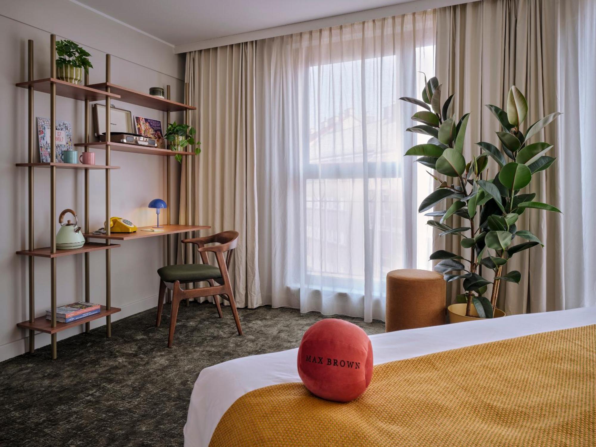 Hotel Max Brown 5th District, Part Of Sircle Collection - Formerly Pentahotel 4*