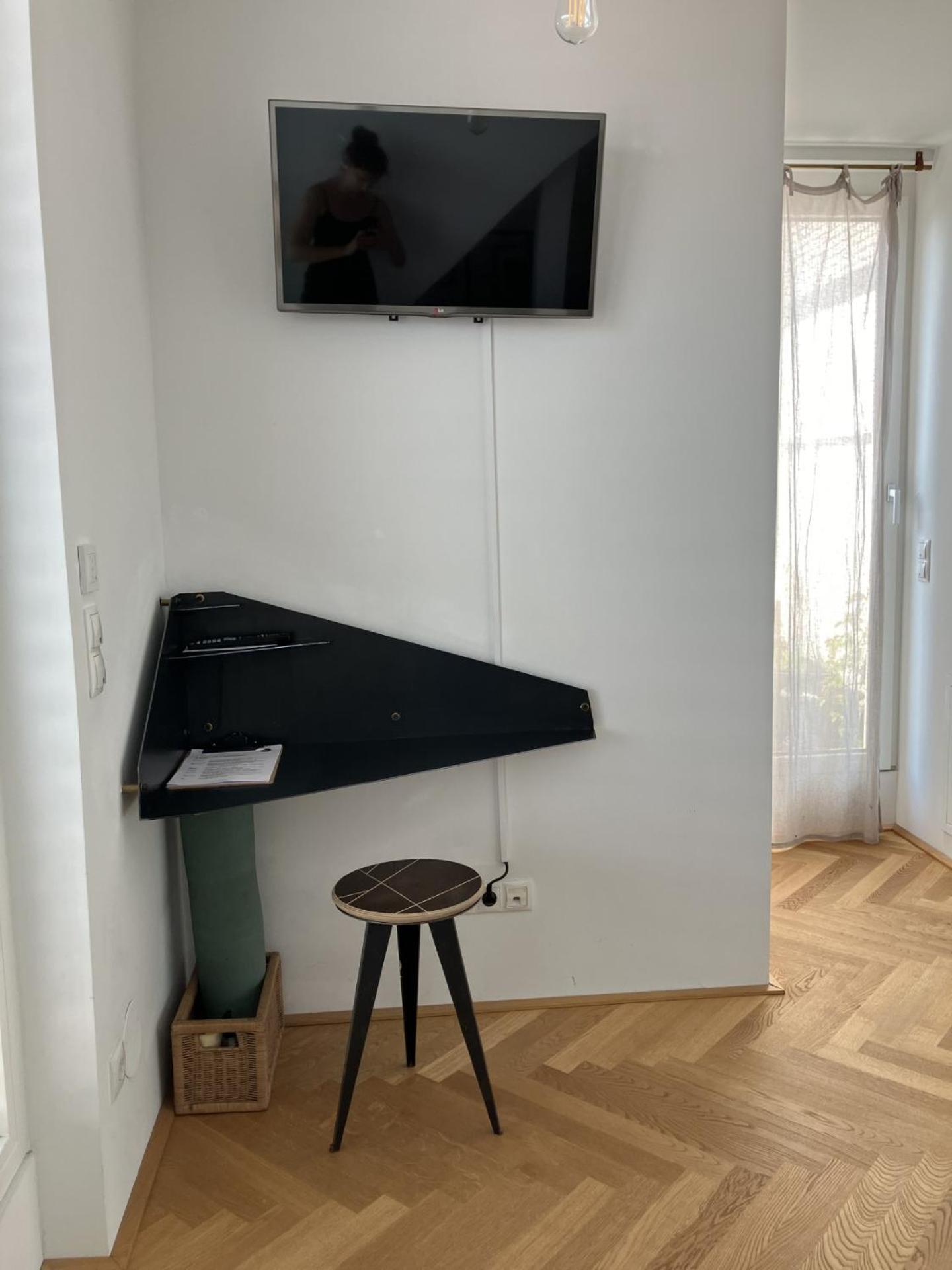 Blackriver Loft Mit Gratis Parkplatz Nahe Schoenbrunn Und U6 * Vienna