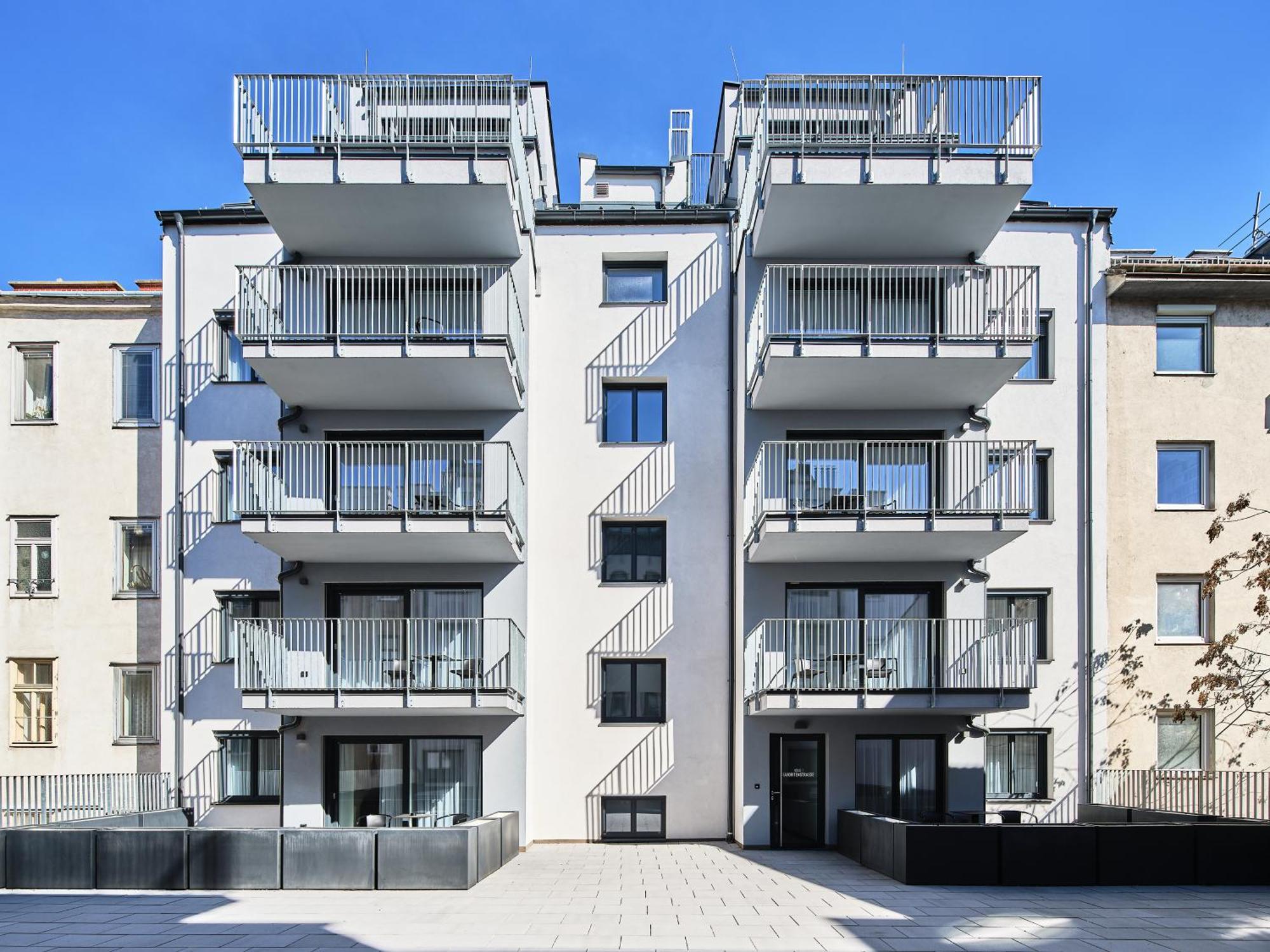 Myfavorit - Spacious Next To Puplic Transport U1 Direct Connection To Citycenter *