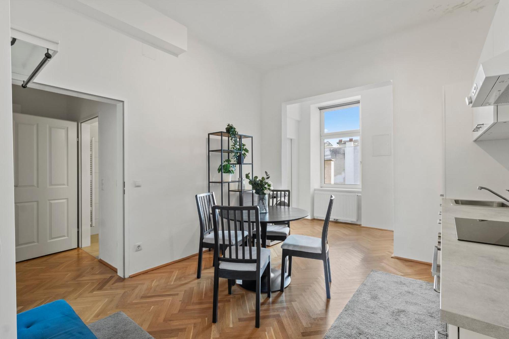 Balcony Apartment, 4 Min To U3 Zipperer Strasse *