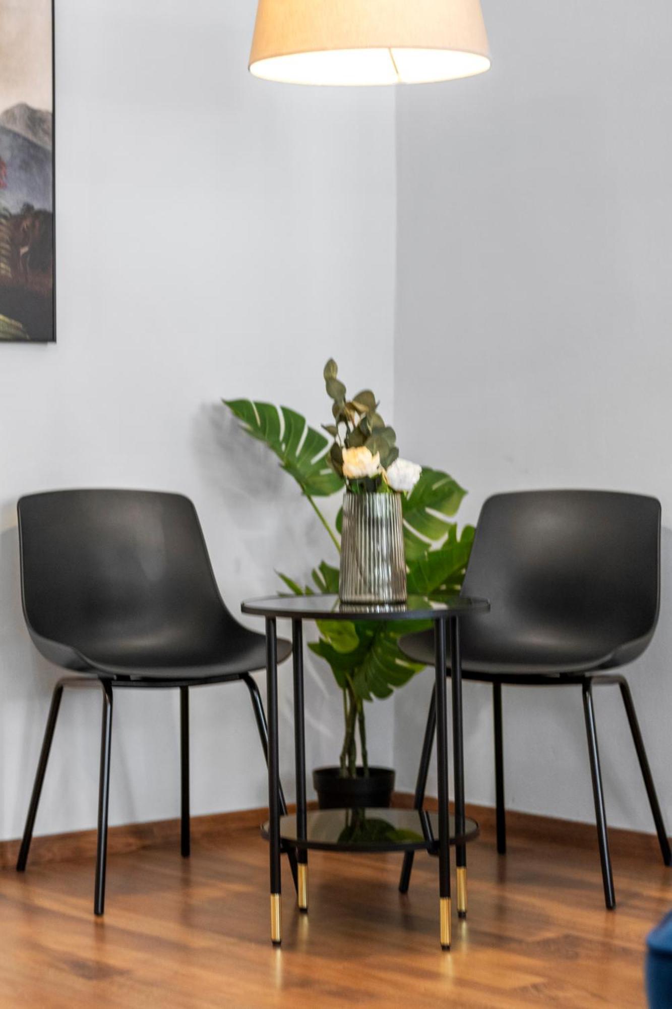 Balcony Apartment, 4 Min To U3 Zipperer Strasse Apartamento Viena