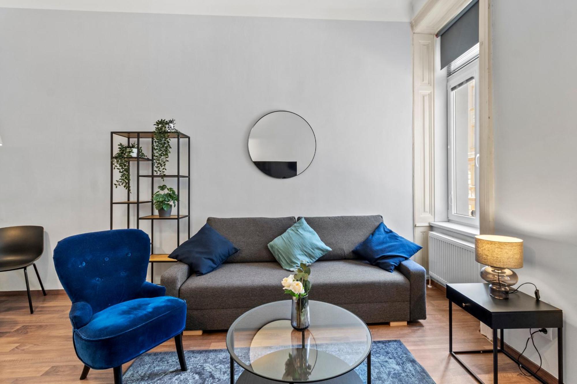 Balcony Apartment, 4 Min To U3 Zipperer Strasse Apartamento