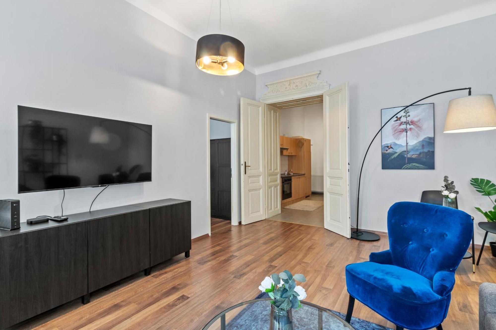 Balcony Apartment, 4 Min To U3 Zipperer Strasse Apartamento *