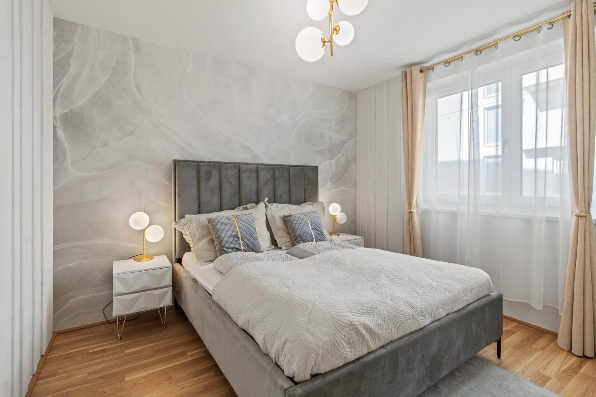 Apartment Modern I Parking I *