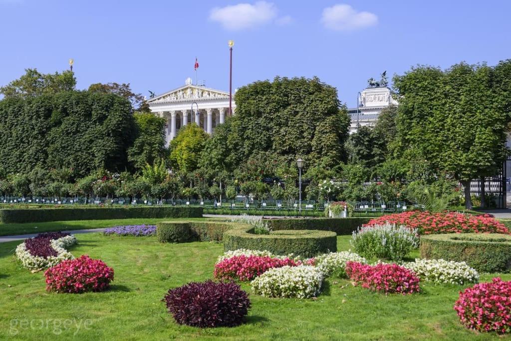 Charming In Center * Vienna