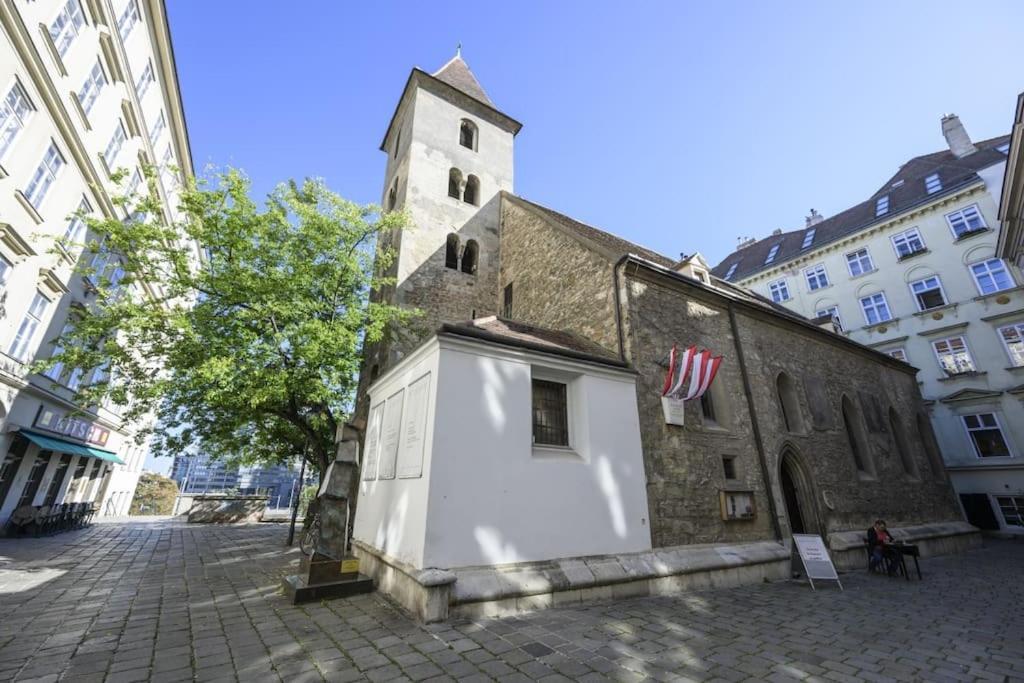 Charming In Center Vienna