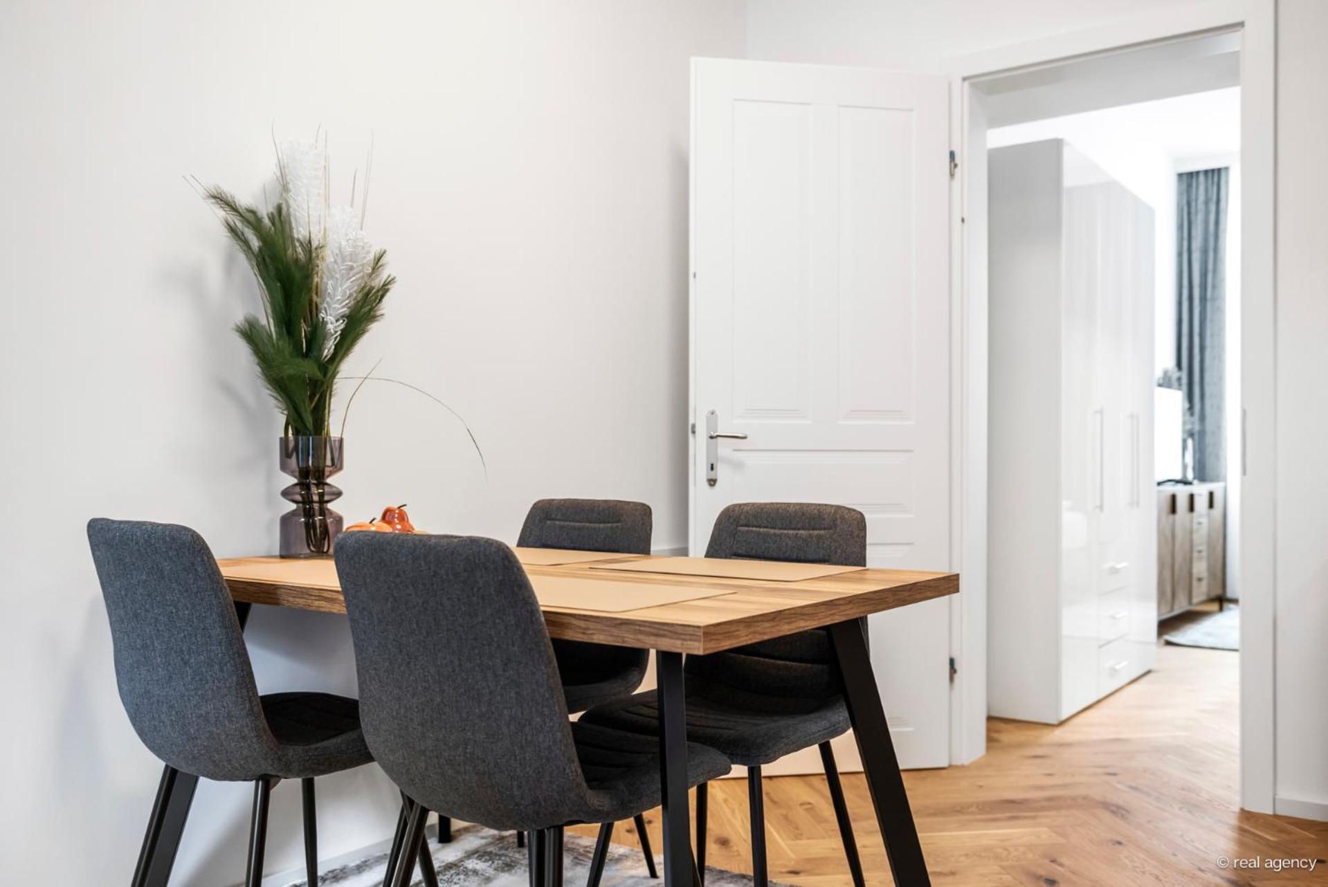 Easy Flat Hernals Apartment