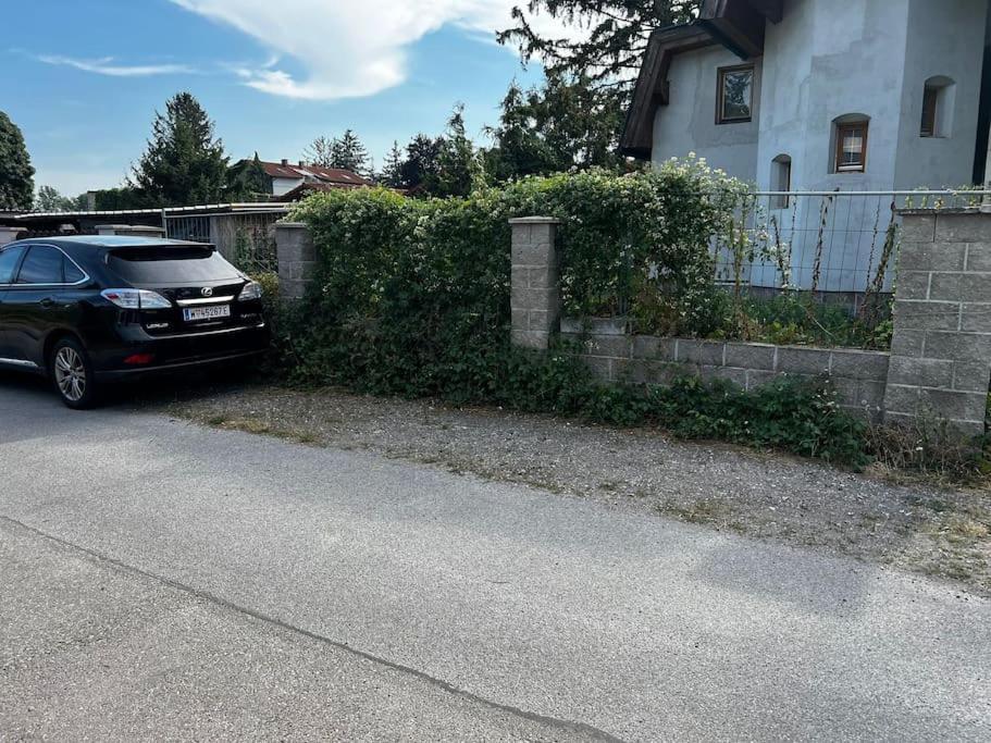 Gartenhaus Am Stadtrand Von Mit Parkplatz Wien