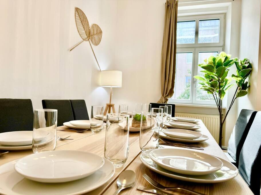 130 M2 Spacious 5 Bedroom