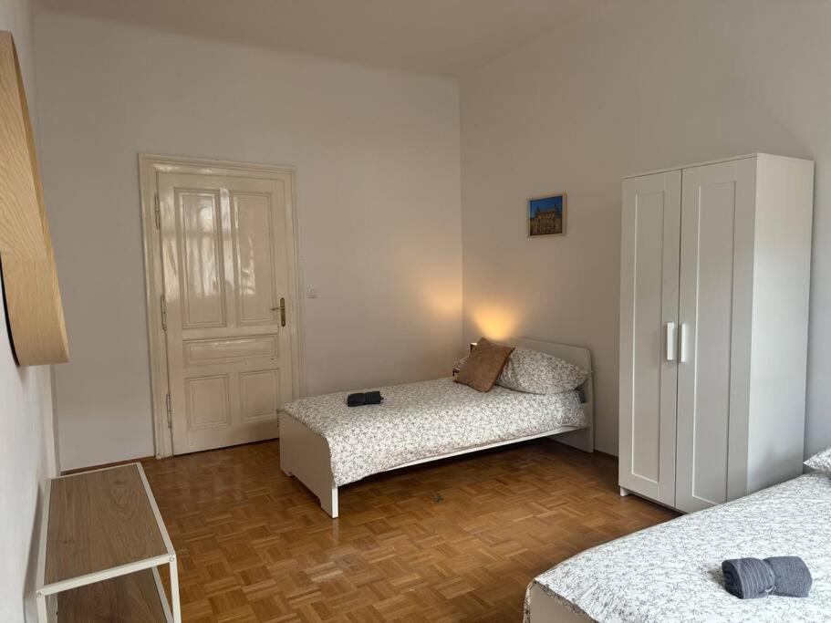 Apartment 130 M2 Spacious 5 Bedroom