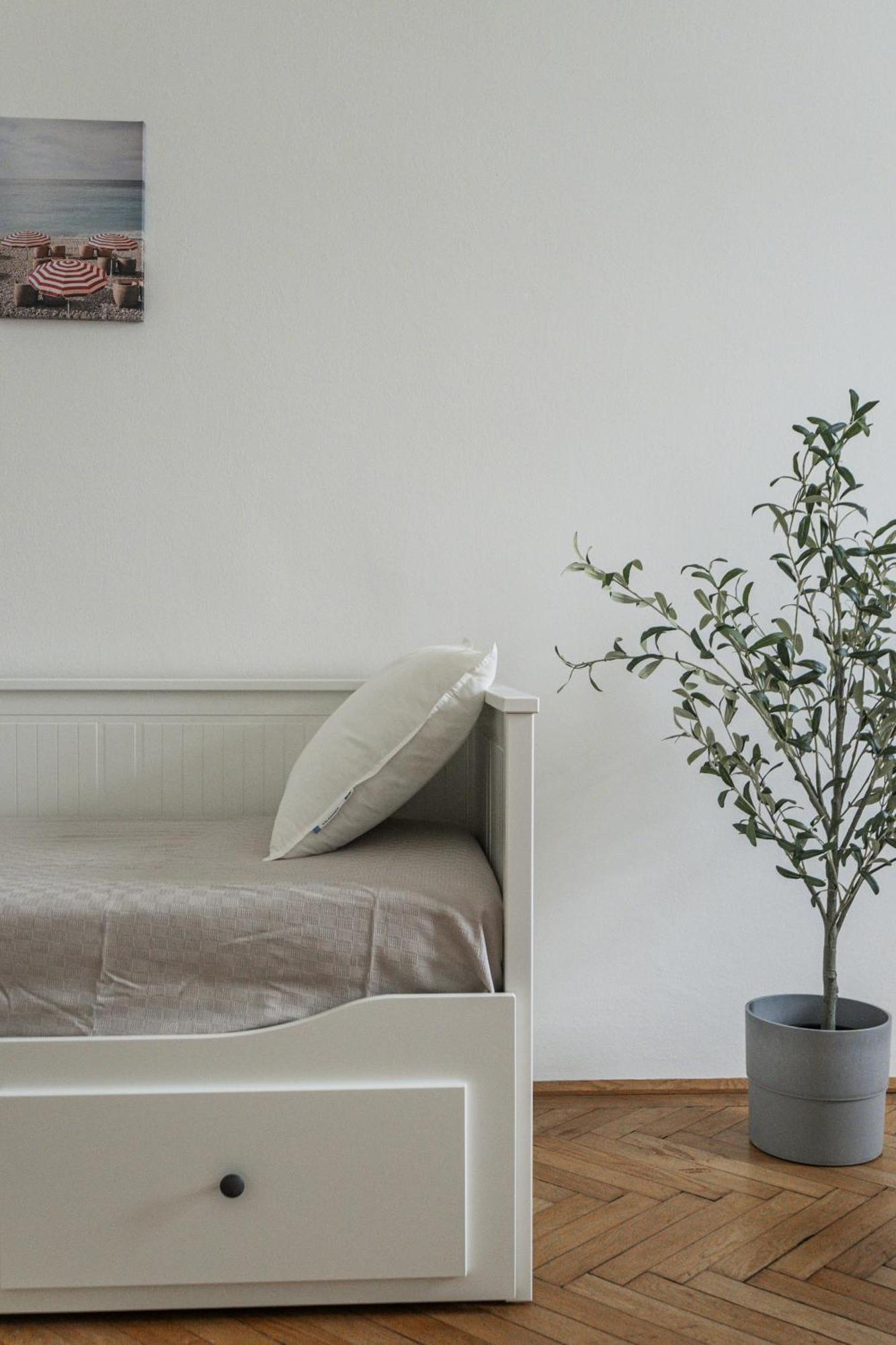 Apartment Family & Friends Hub *