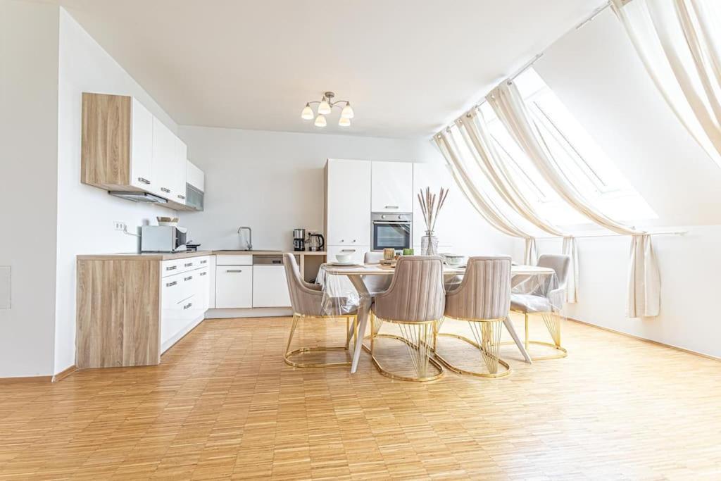 Apartment Super Luxury Apt, Only 12min To Ferris Wheel Vienna