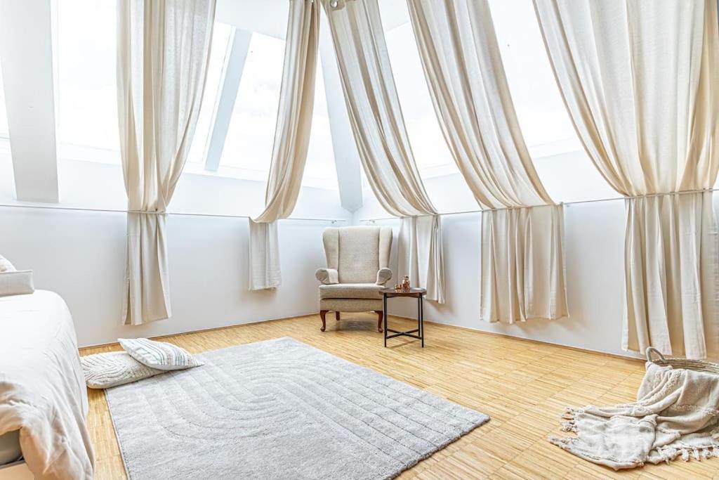 Super Luxury Apt, Only 12min To Ferris Wheel Vienna