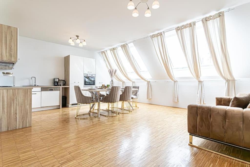 Super Luxury Apt, Only 12min To Ferris Wheel Apartment Vienna