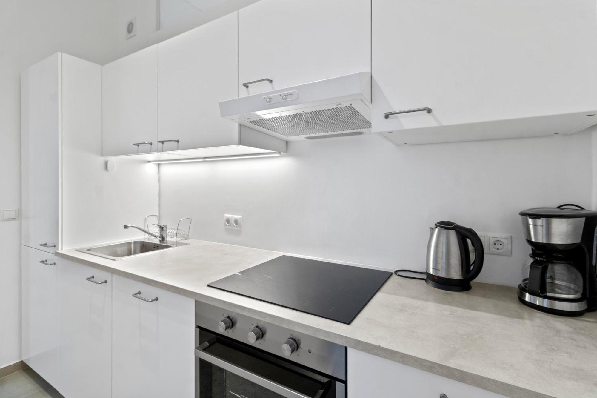 Balcony Apartment, 4 Min To U3 Zipperer Strasse Apartamento Viena