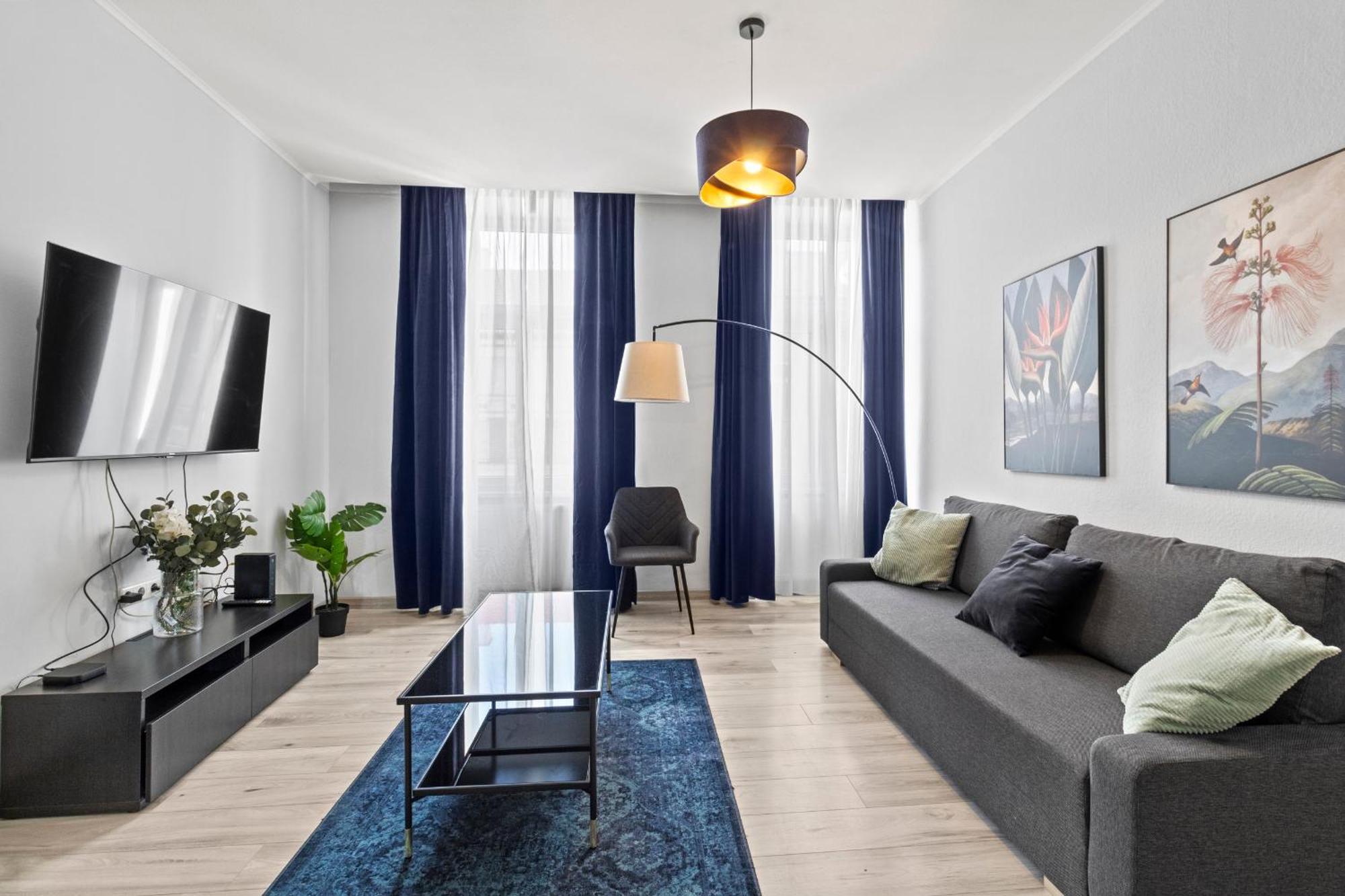Apartamento Balcony Apartment, 4 Min To U3 Zipperer Strasse
