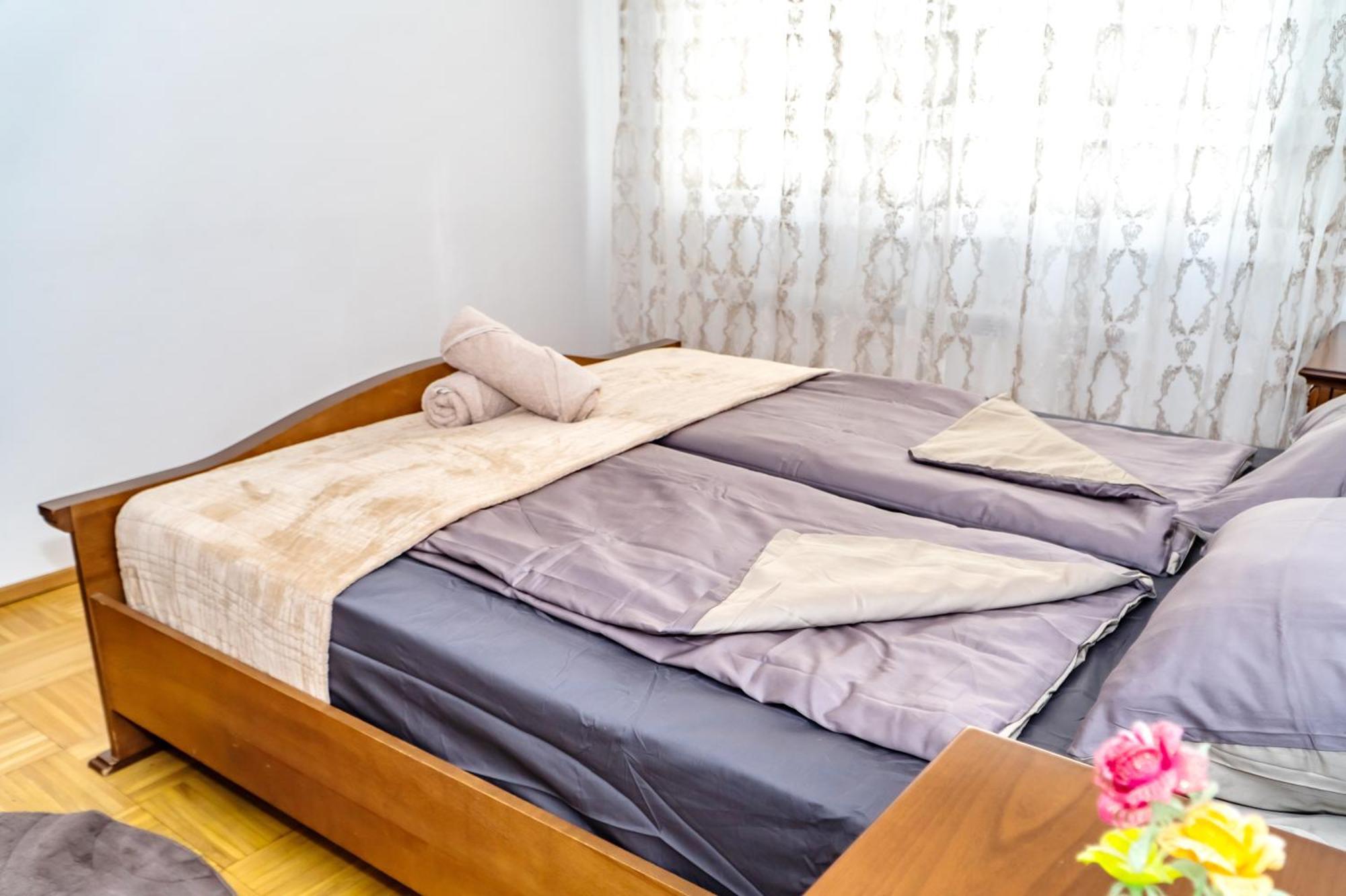 Spacious 5 Minutes To Wiener Stadthalle Alloggio in famiglia *