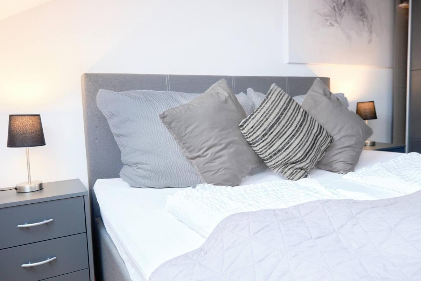 I 5 Minutes To Metro Apartment Vienna