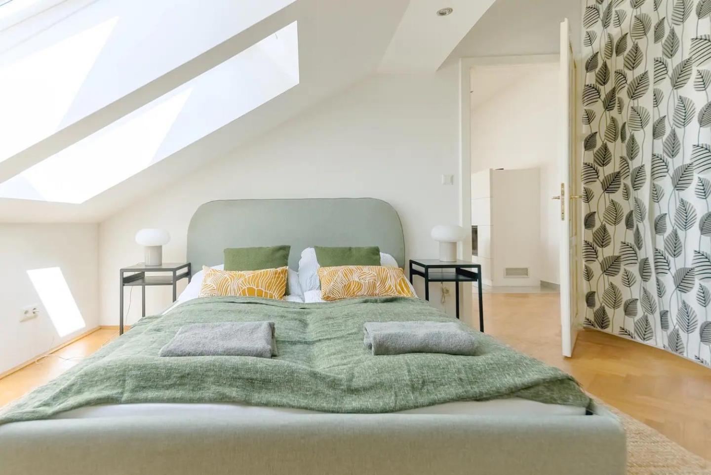 Apartment I 5 Minutes To Metro
