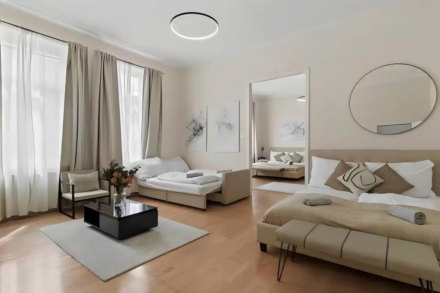 Apartment At Belvedere, Location Close To U1 *